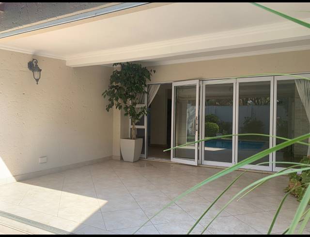 3 BEDROOM TOWNHOUSE FOR SALE IN FOURWAYS